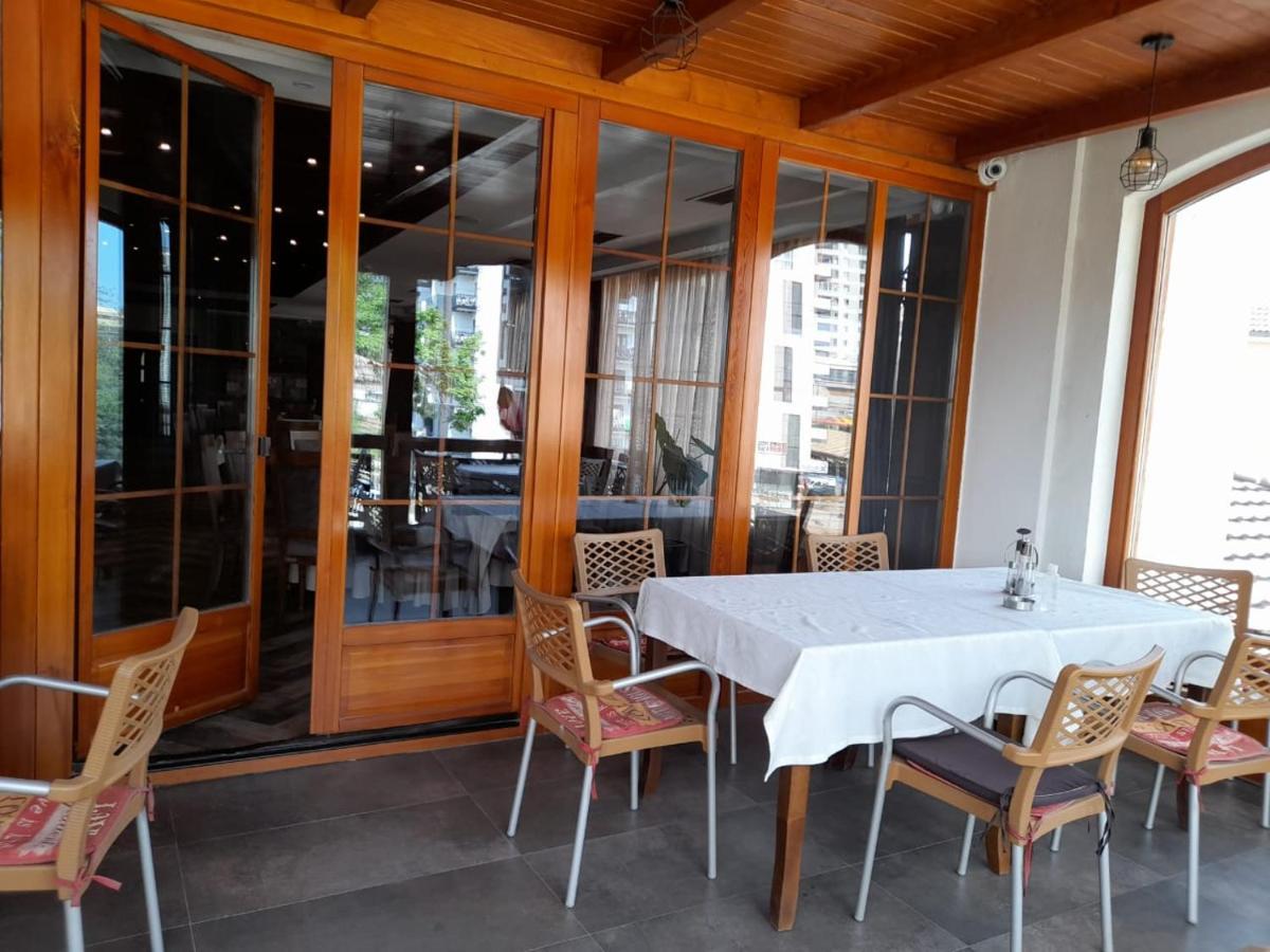 Hotel Happy Gjakova Exterior photo