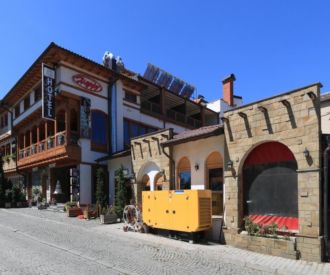 Hotel Happy Gjakova Exterior photo