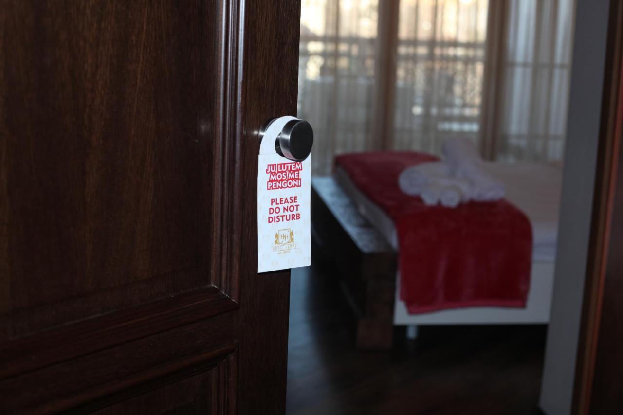 Hotel Happy Gjakova Exterior photo
